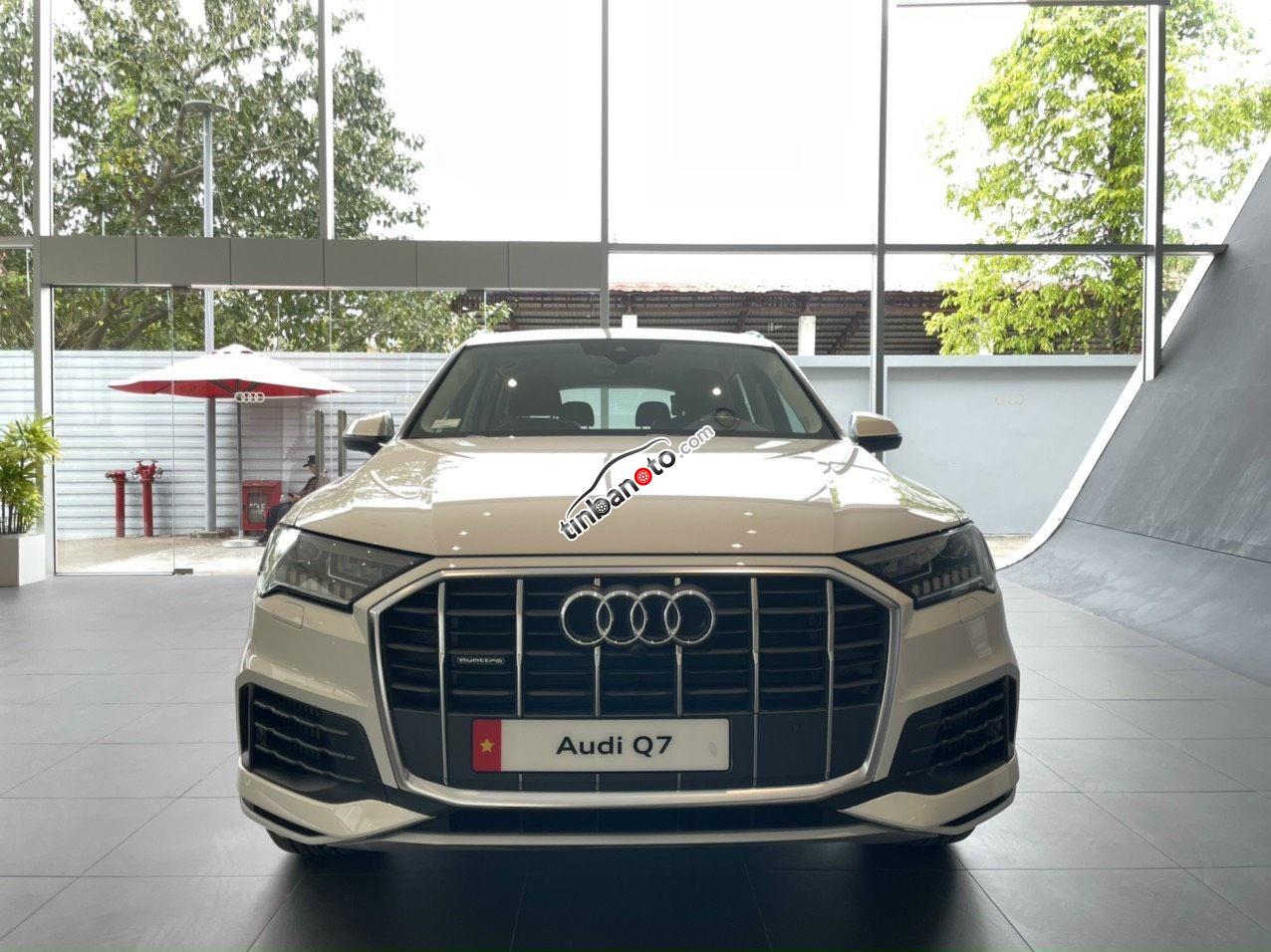 ban oto Nhap khau Audi Q7  2022