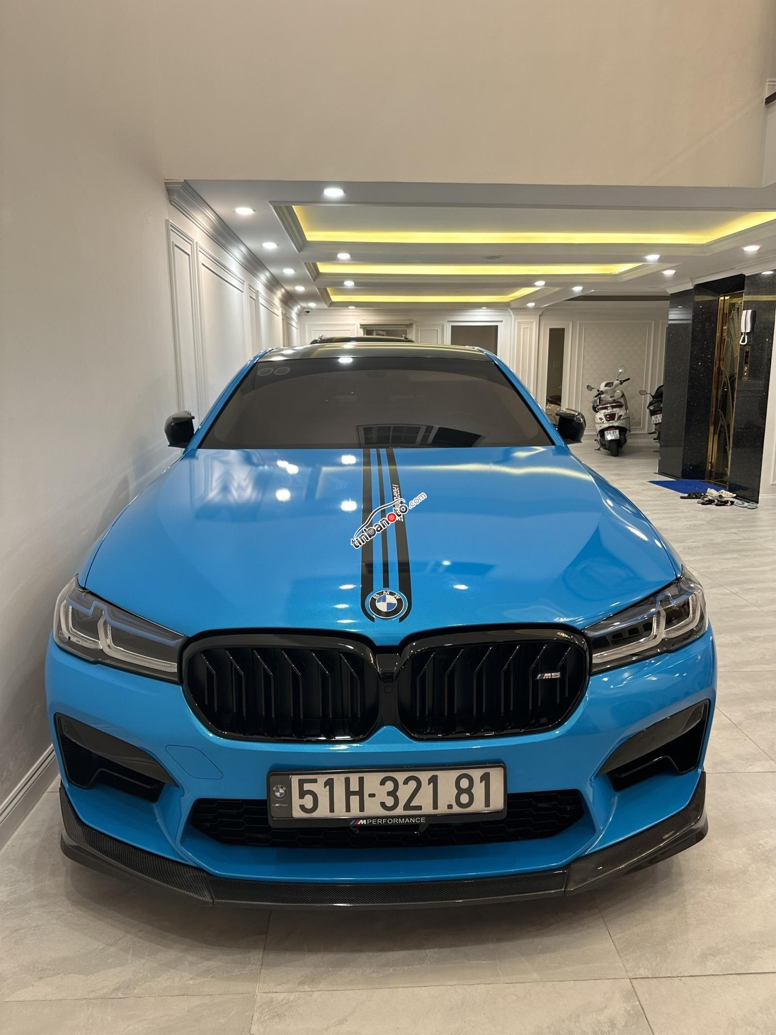 ban oto Nhap khau BMW 520i  2018