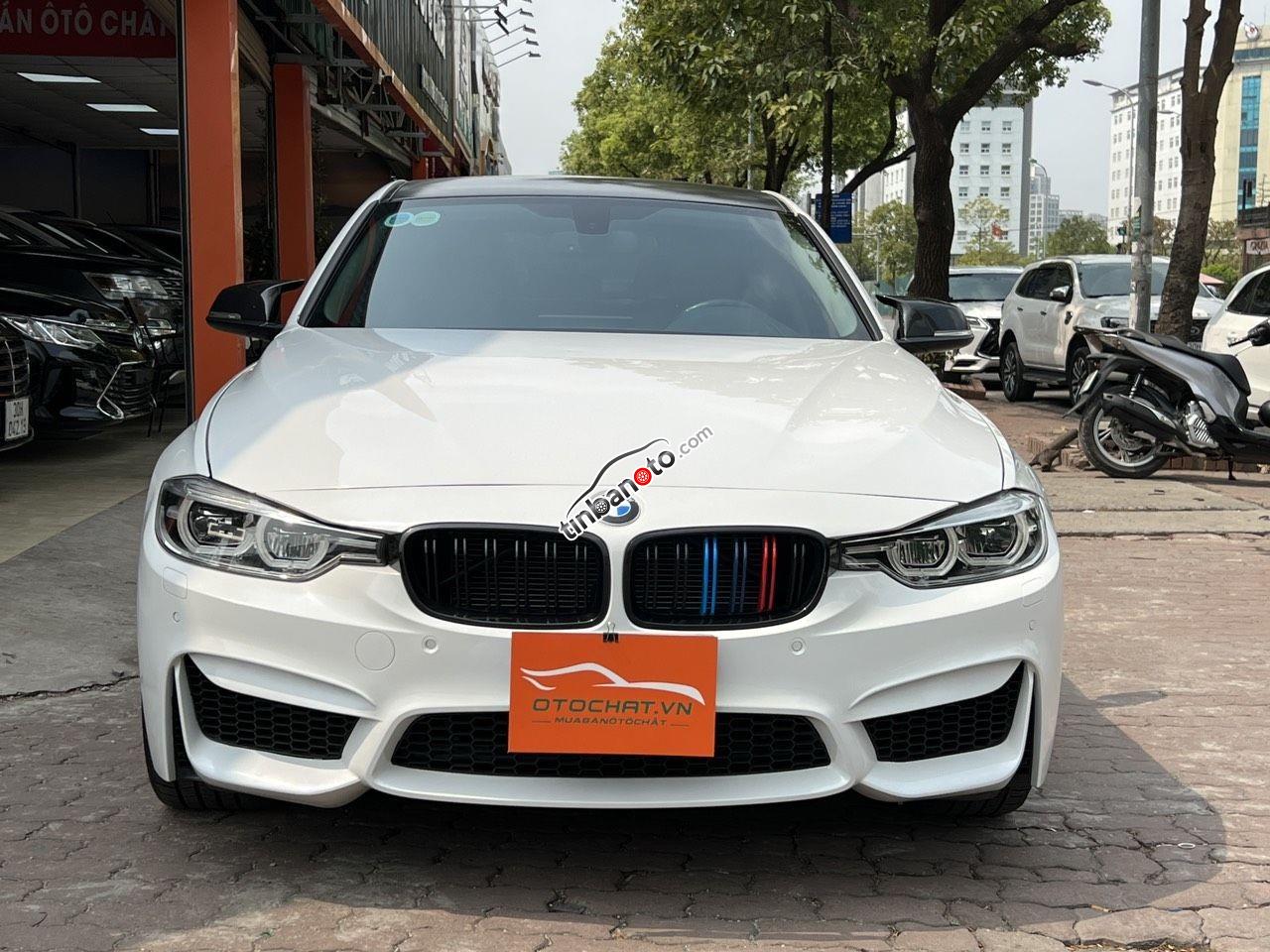 ban oto Nhap khau BMW 320i  2018