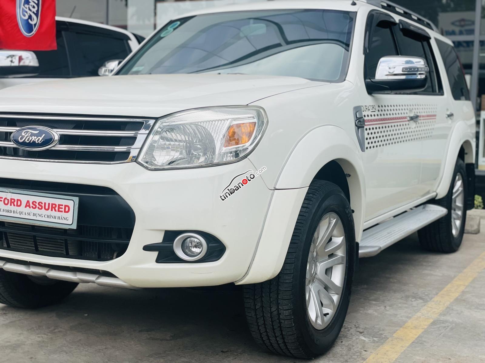 ban oto Lap rap trong nuoc Ford Everest  2013