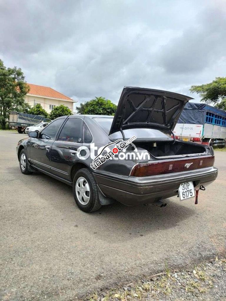 ban oto Nhap khau Nissan Cefiro   2.4 dẫn động cầu sau 1992