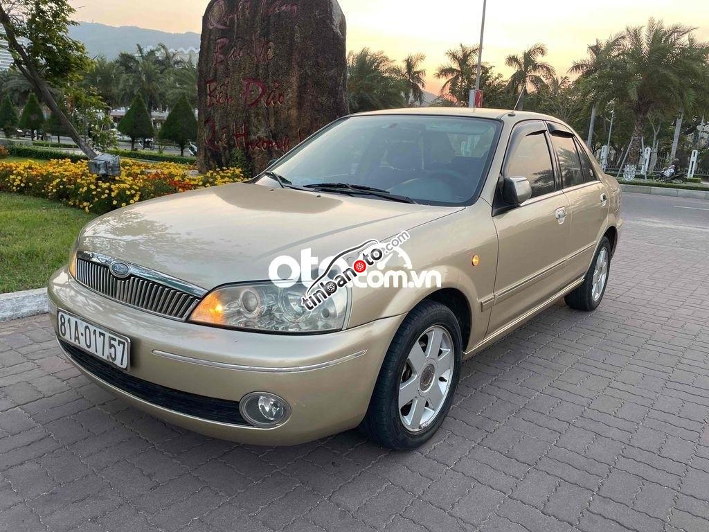 ban oto  Ford Laser for  2002